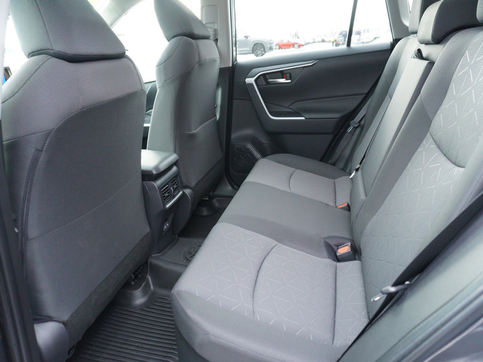 Used 2025 Toyota RAV4 XLE image 14