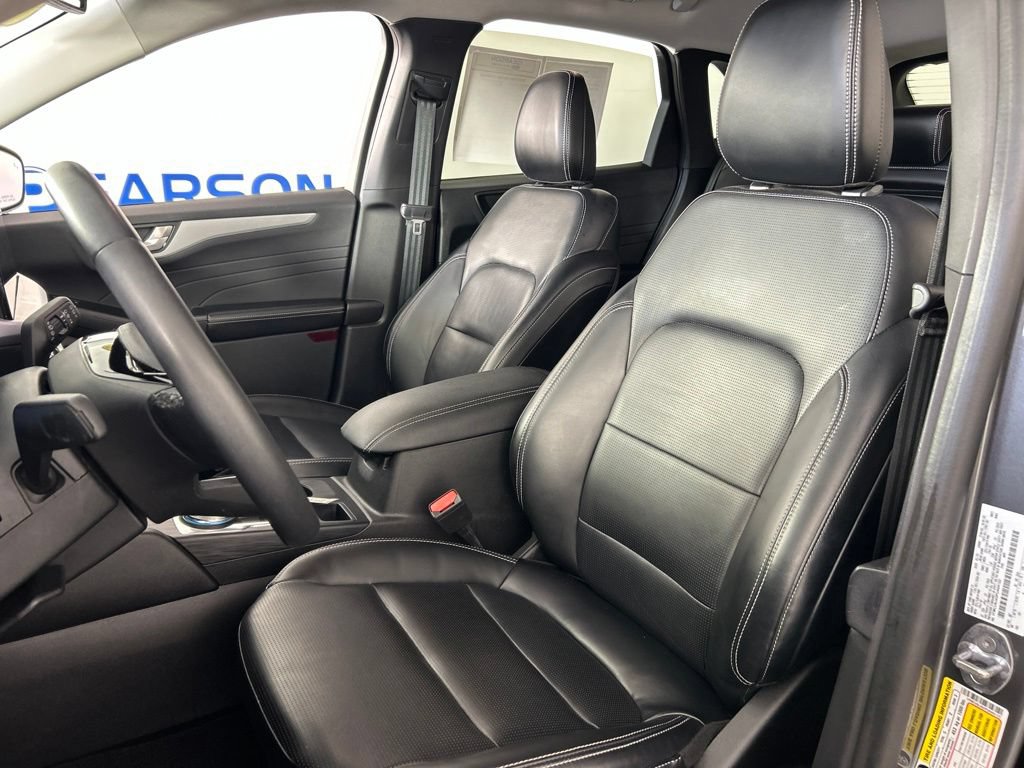 Used 2023 Ford Escape Platinum AWD/4WD image 25
