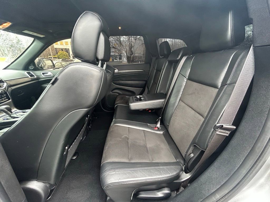Used 2019 Jeep Grand Cherokee Altitude AWD/4WD image 22
