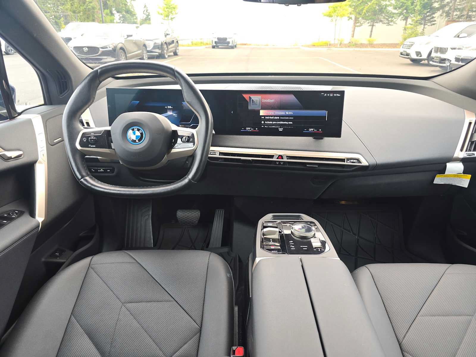 Used 2023 BMW iX xDrive50 w/ Sport Package AWD/4WD image 18