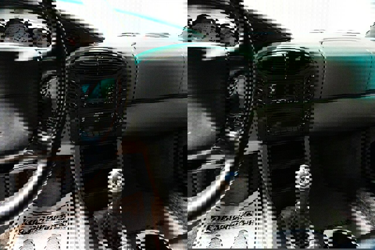 Used 1998 Porsche Boxster image 20