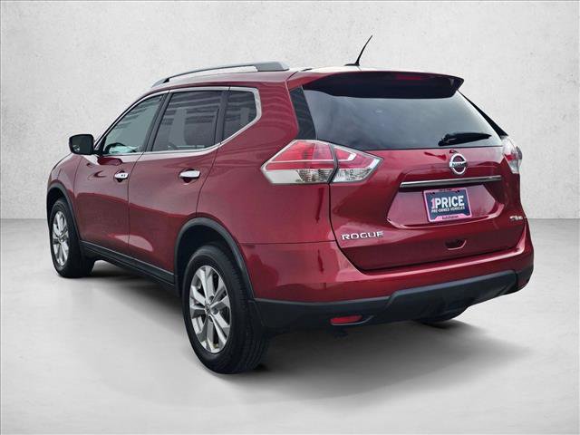 Used 2016 Nissan Rogue SV image 3