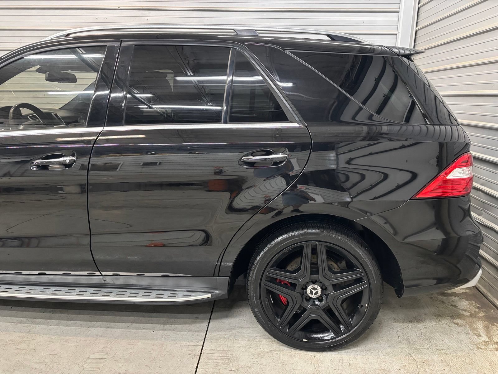 Used 2015 Mercedes-Benz ML 63 AMG 4MATIC image 5