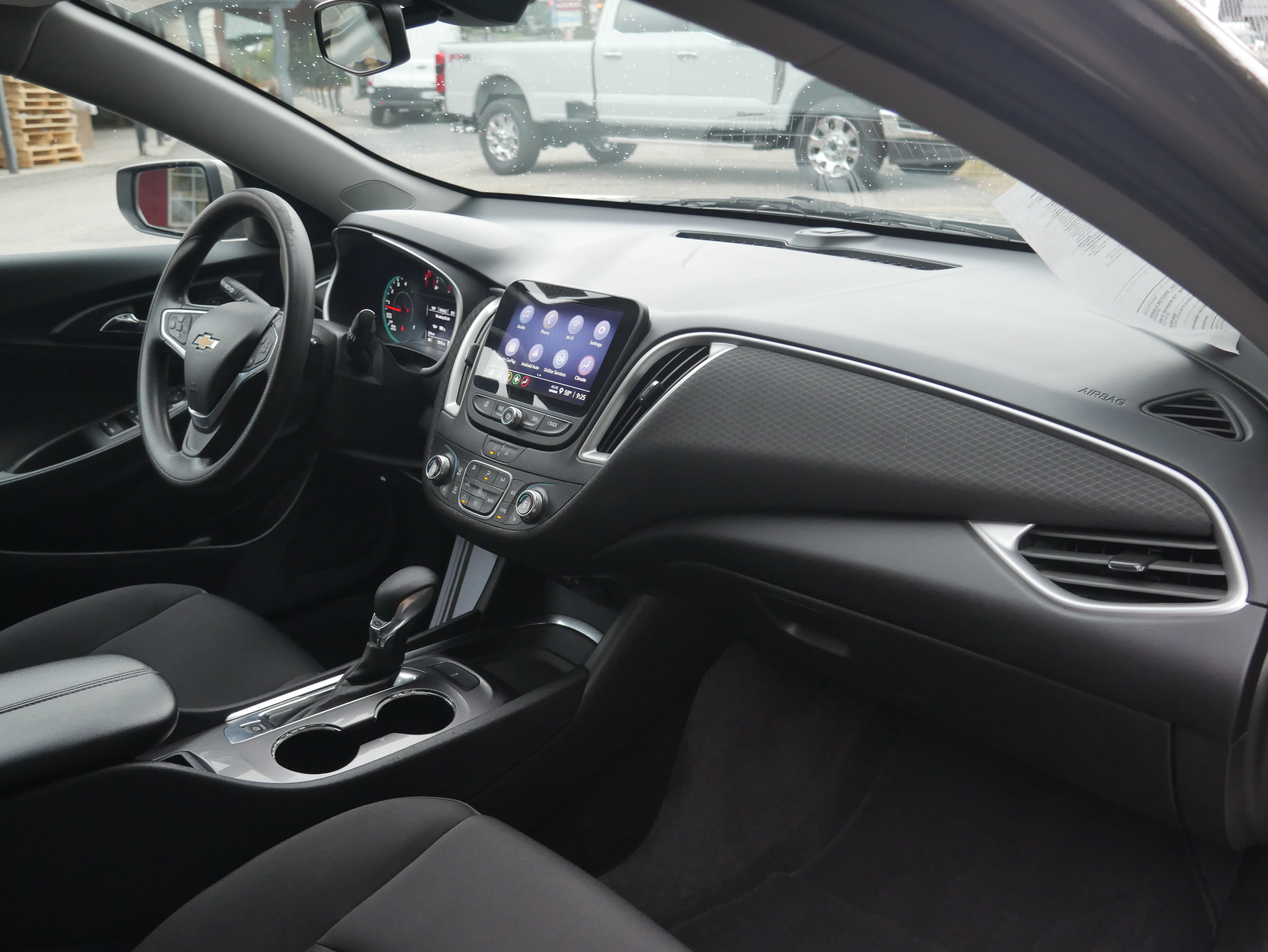 Used 2022 Chevrolet Malibu LT FWD image 24
