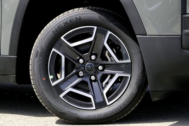New 2026 Jeep Cherokee Overland AWD/4WD image 2