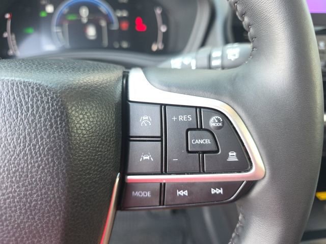 Certified 2025 Toyota Grand Highlander XLE image 19