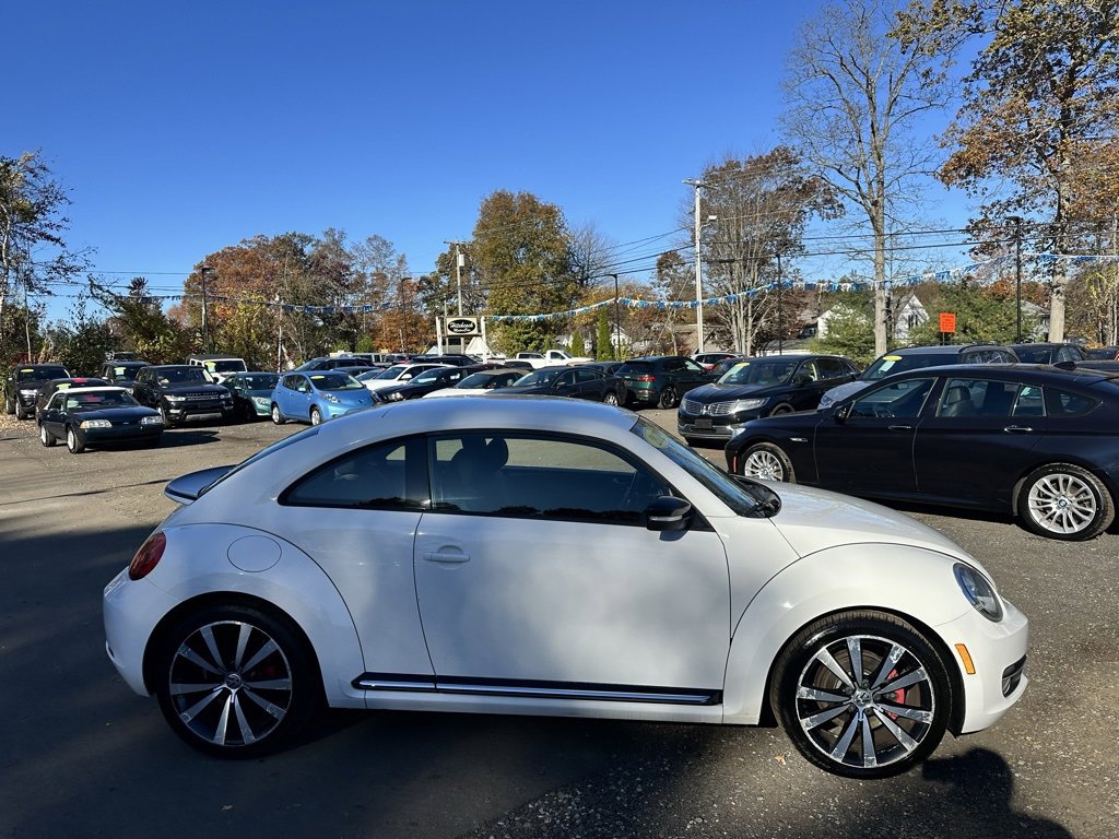 Used 2012 Volkswagen Beetle 2.0T image 4