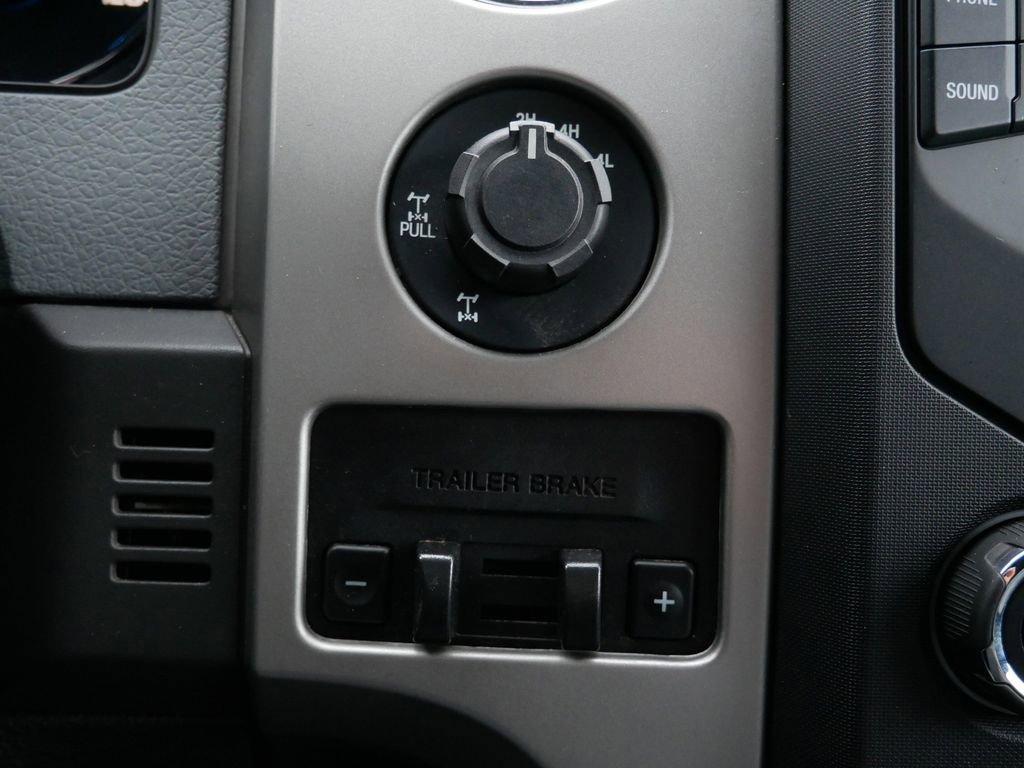 Used 2013 Ford F150 XLT w/ Luxury Equipment Group image 24