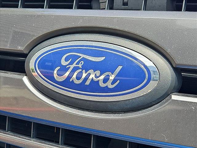 Used 2018 Ford F150 XLT w/ Equipment Group 302A Luxury AWD/4WD image 29