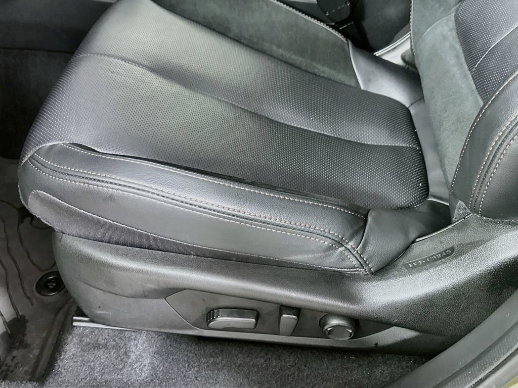 Used 2025 Subaru Forester Touring AWD/4WD image 9