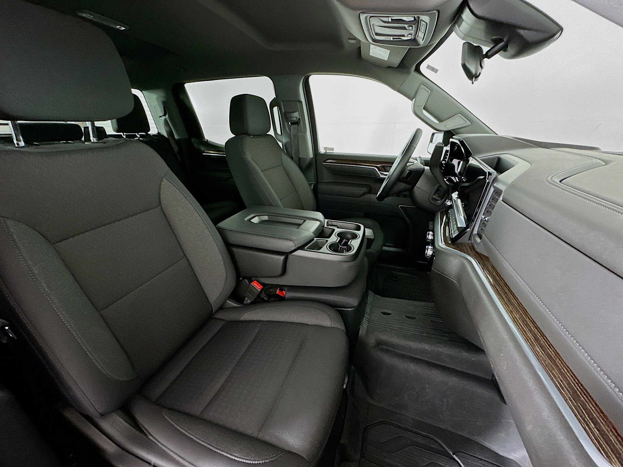 Used 2025 GMC Sierra 1500 Elevation image 30