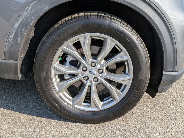 Used 2023 Ford Explorer Limited image 11