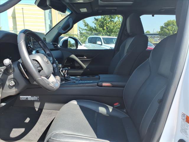 Certified 2022 Lexus LX 600 4WD w/ Luxury Package image 10