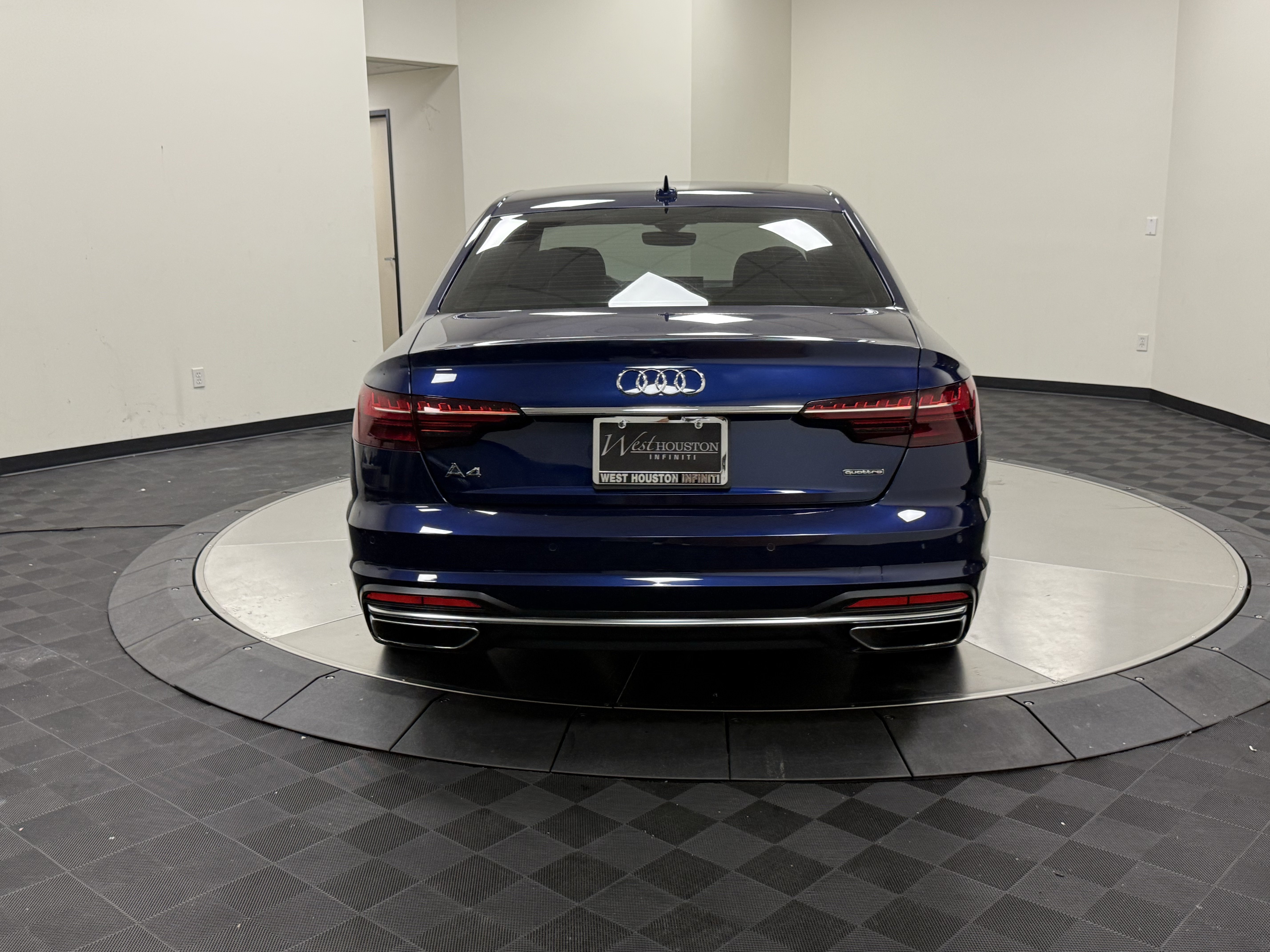 Used 2020 Audi A4 2.0T Premium Plus w/ Premium Plus Package AWD/4WD image 6