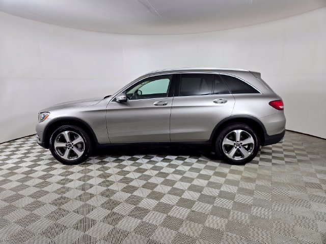 Used 2019 Mercedes-Benz GLC 300 4MATIC image 6