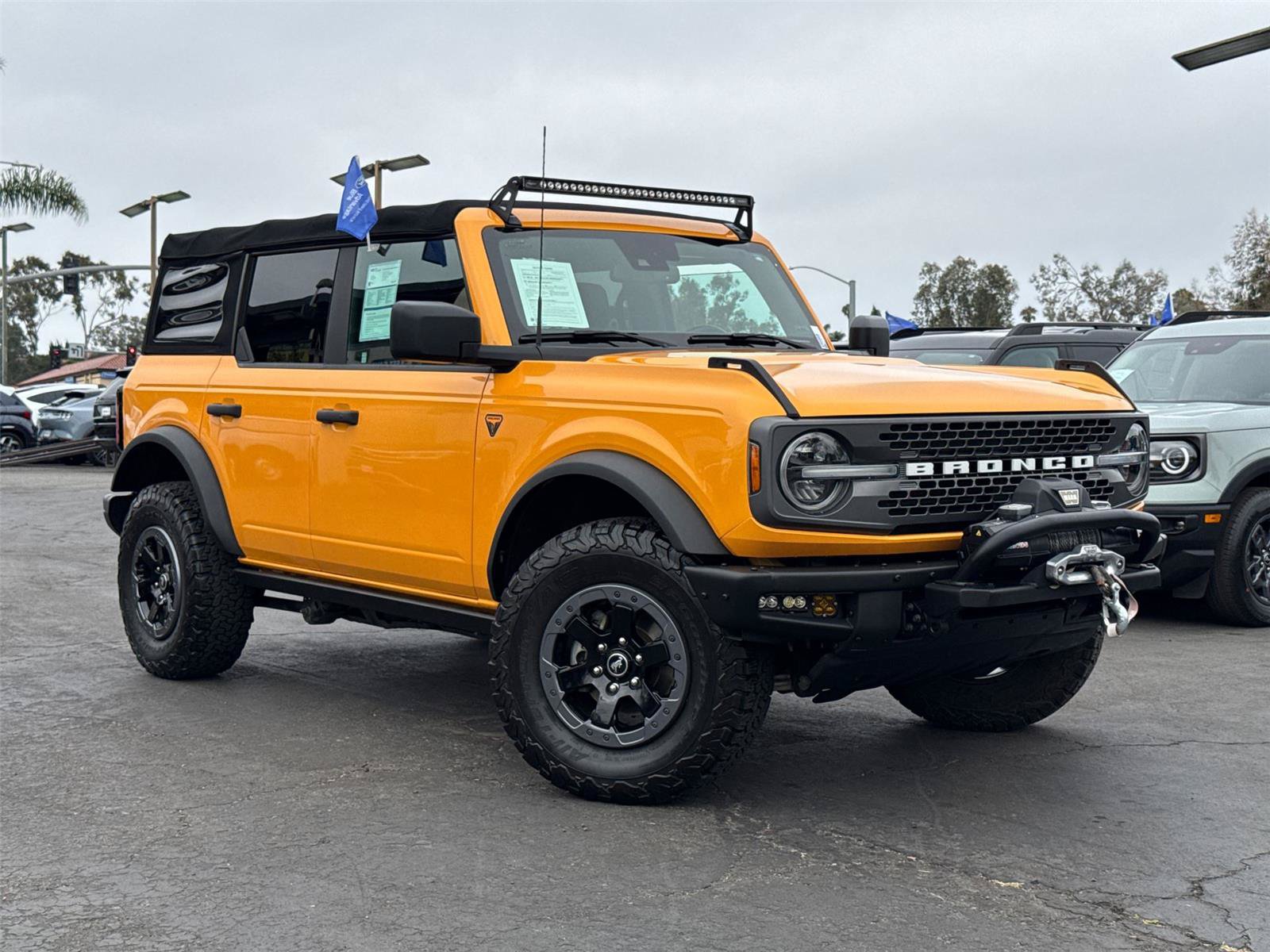 Certified 2021 Ford Bronco Badlands AWD/4WD image 2