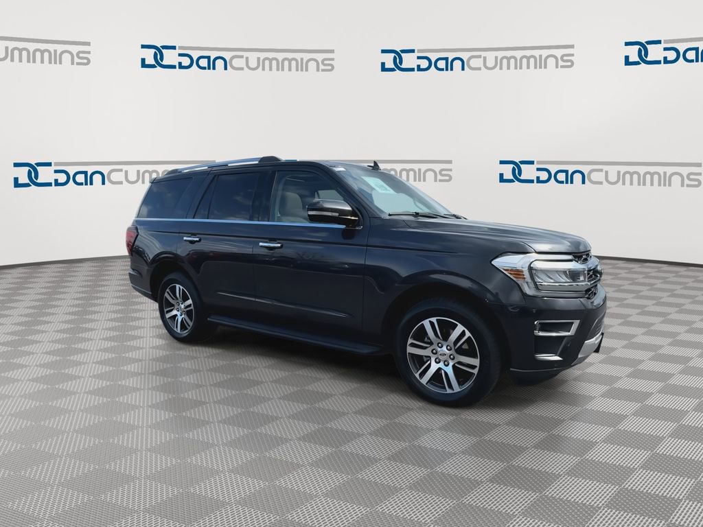 Used 2024 Ford Expedition Limited image 2