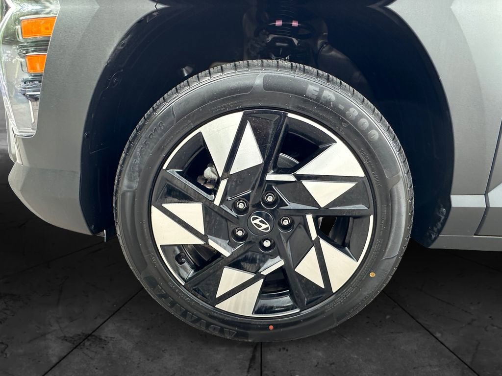Used 2024 Hyundai Kona SEL AWD/4WD image 14