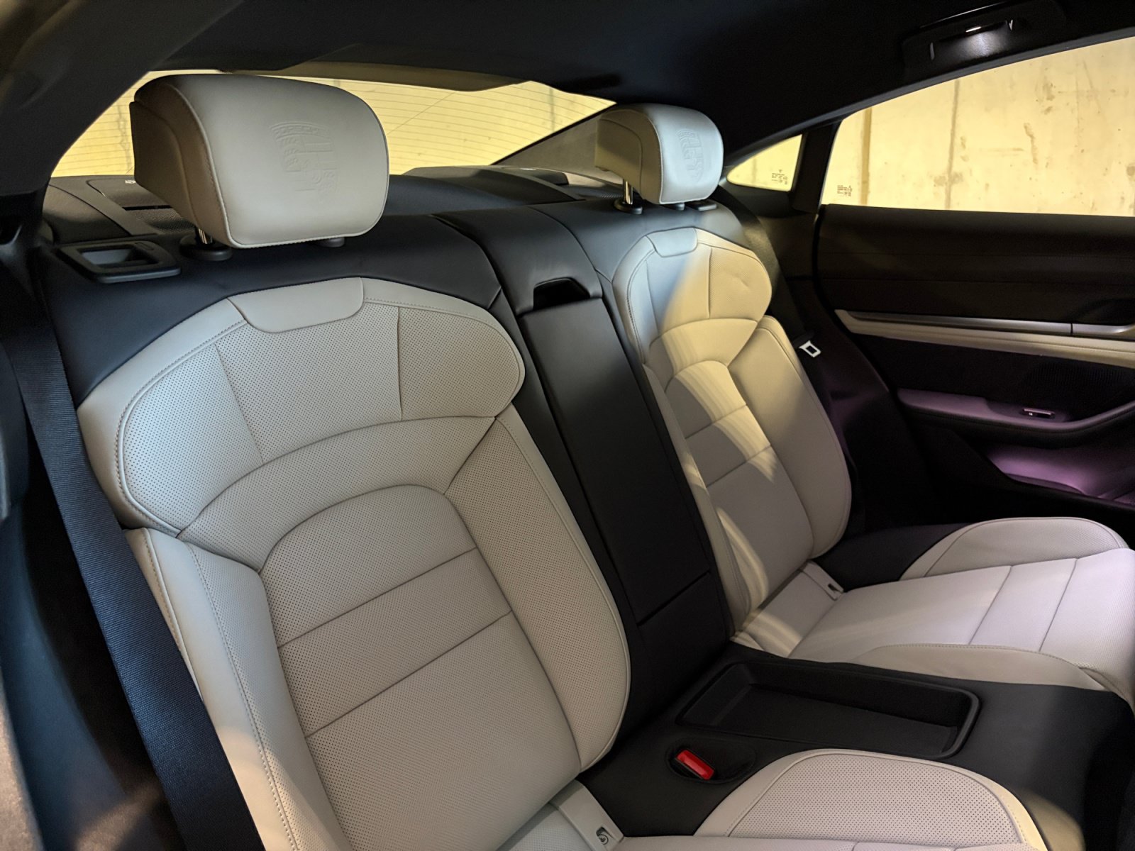 Certified 2022 Porsche Taycan 4S AWD/4WD image 27