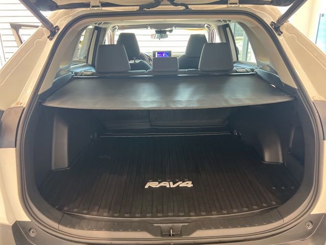 Used 2023 Toyota RAV4 XLE w/ Convenience Package AWD/4WD image 17