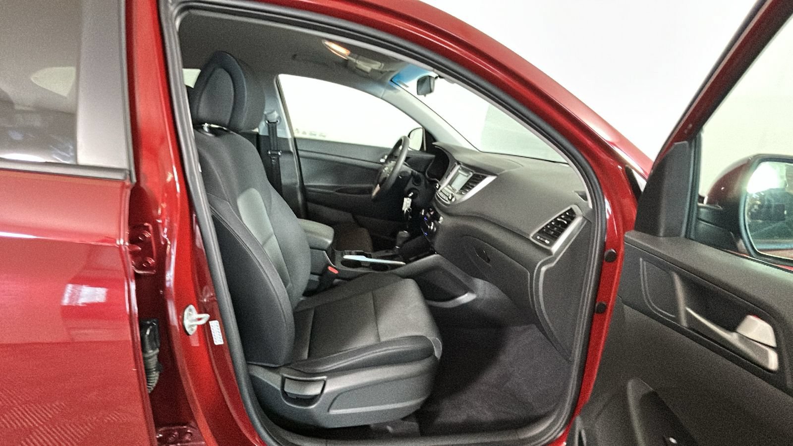 Used 2018 Hyundai Tucson SE FWD image 34