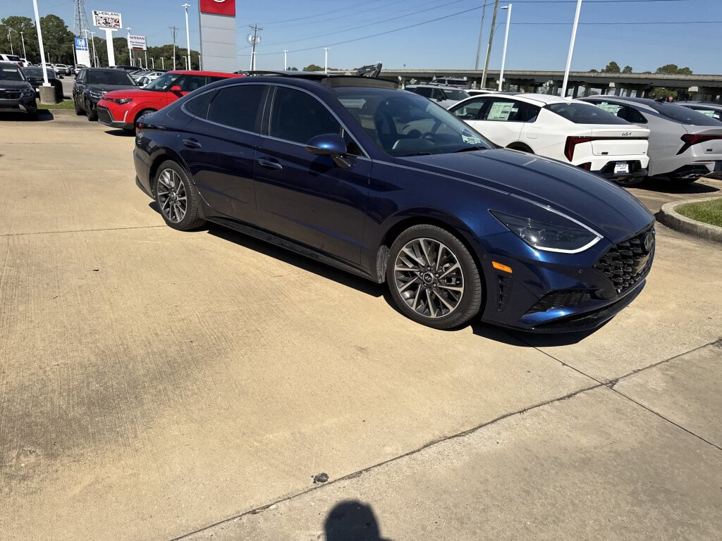 Used 2022 Hyundai Sonata Limited image 8