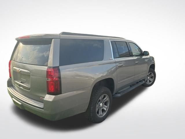 Used 2017 Chevrolet Suburban LT image 7
