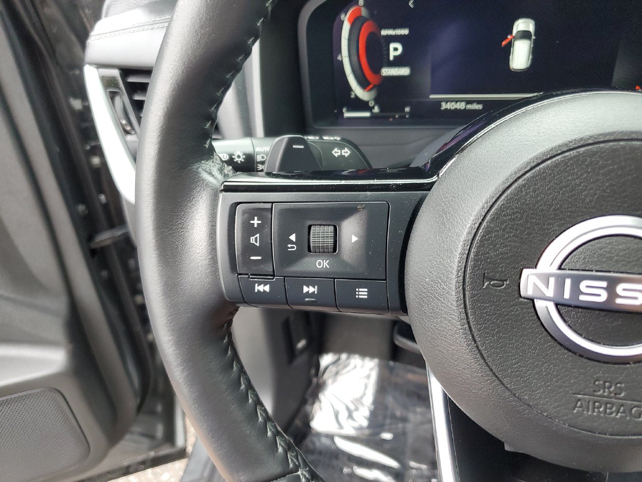 Used 2024 Nissan Rogue SL w/ SL Premium Package FWD image 26