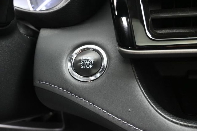 Used 2023 Toyota Highlander XLE AWD/4WD image 26