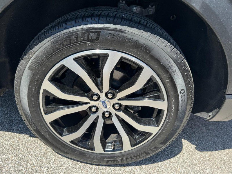 Used 2025 Ford Explorer ST-Line AWD/4WD image 24