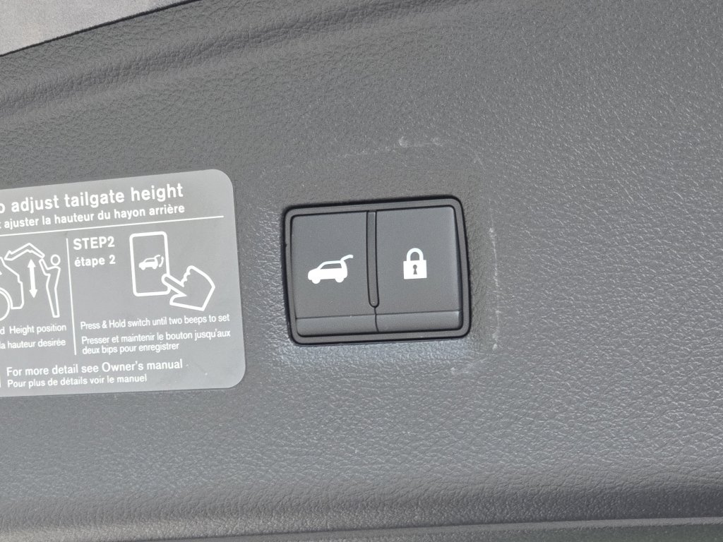 New 2025 INFINITI QX55 Luxe w/ Cargo Package image 24