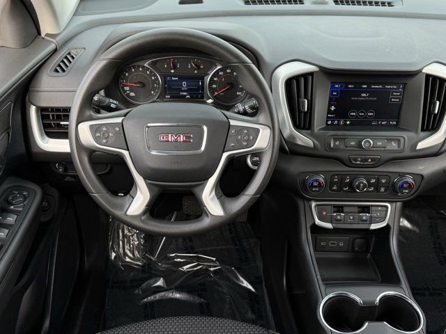 Used 2023 GMC Terrain SLE w/ Driver Convenience Package image 12