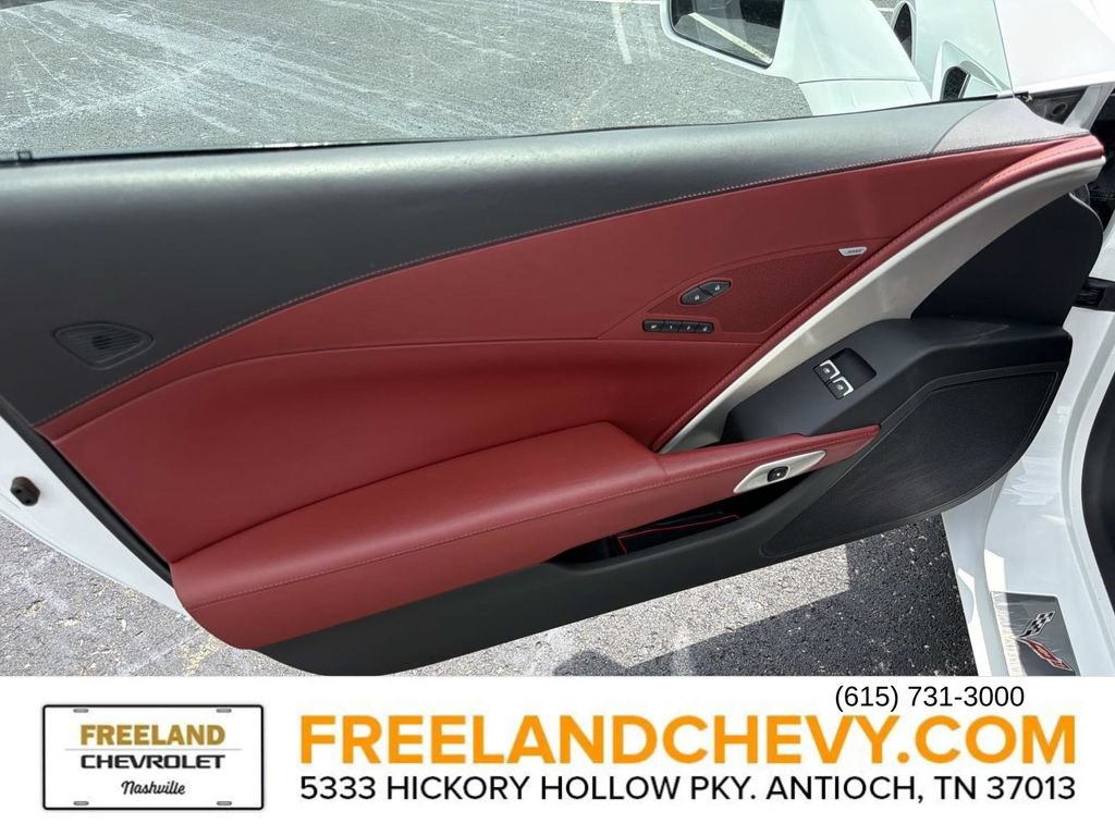 Used 2017 Chevrolet Corvette Stingray Convertible RWD image 15