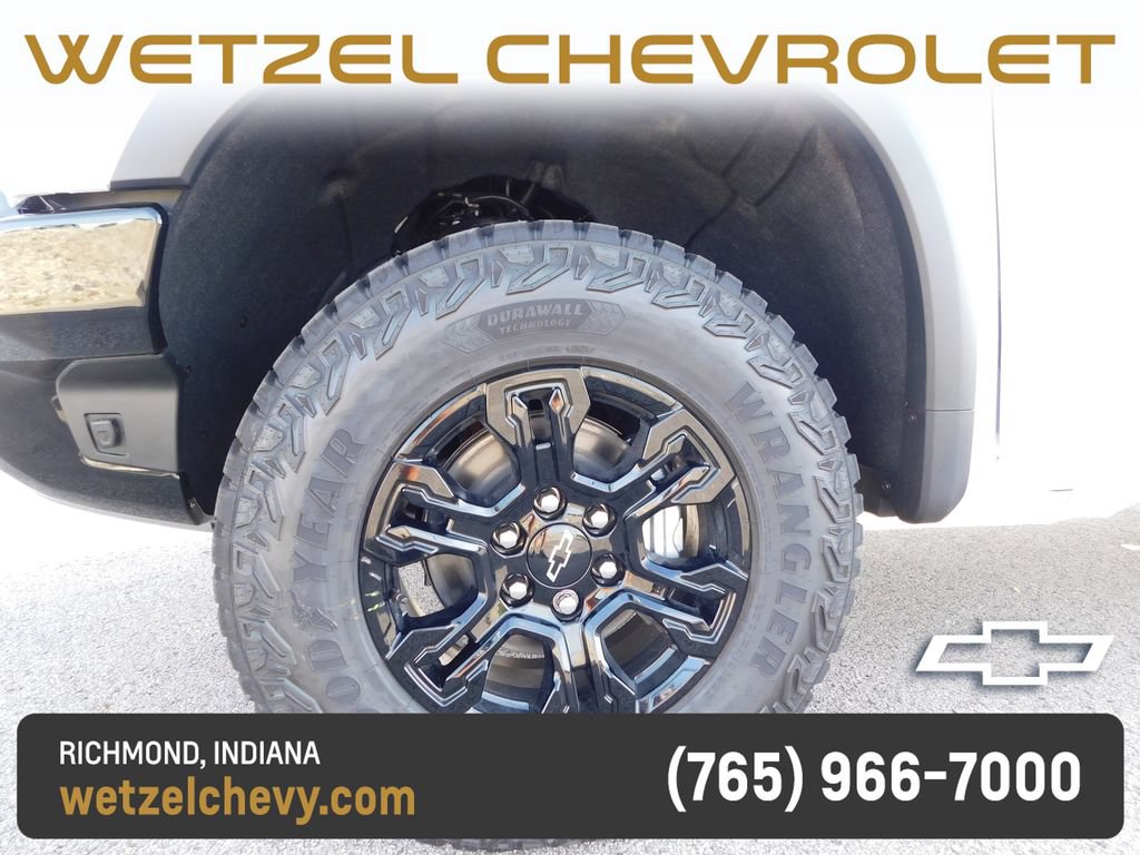 New 2026 Chevrolet Silverado 1500 ZR2 w/ Dark Appearance Package AWD/4WD image 16