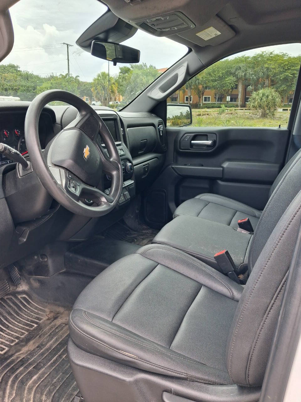 Used 2023 Chevrolet Silverado 1500 W/T w/ Trailering Package AWD/4WD image 11
