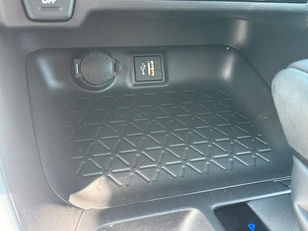 Certified 2025 Toyota RAV4 LE image 24