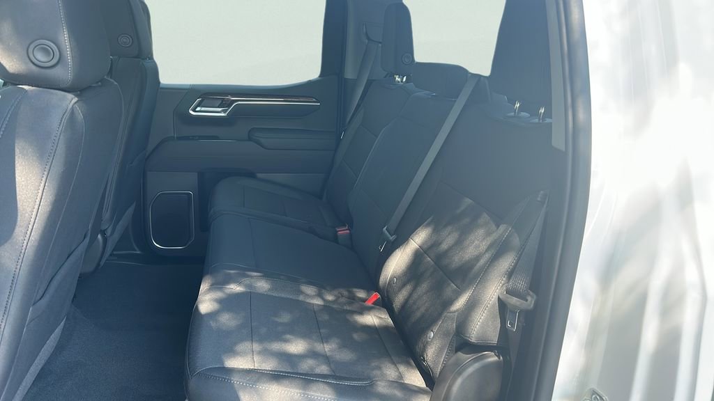 New 2026 GMC Sierra 1500 SLE image 23