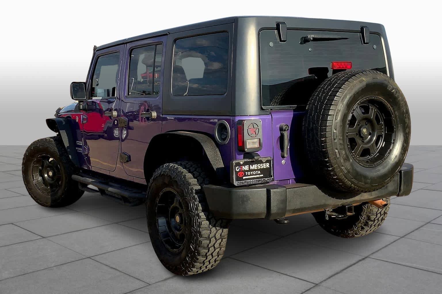 Used 2017 Jeep Wrangler Unlimited Sport AWD/4WD image 12