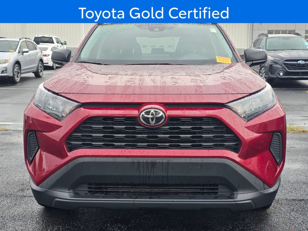 Used 2021 Toyota RAV4 LE AWD/4WD image 2