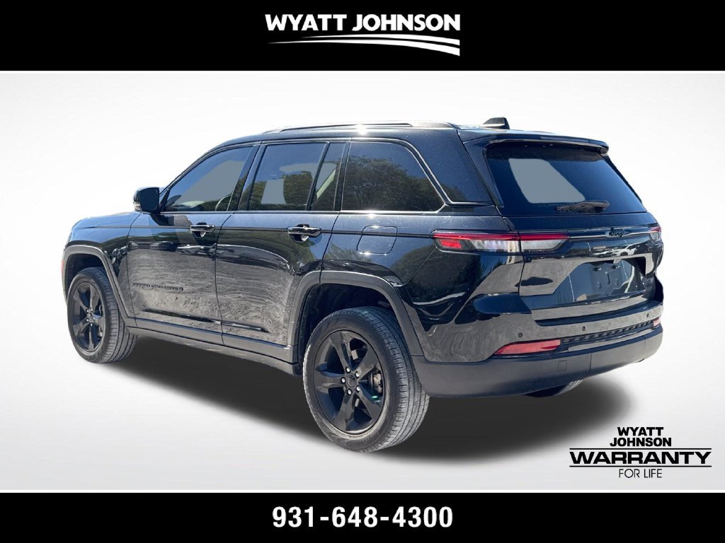 Used 2023 Jeep Grand Cherokee Limited w/ Black Appearance Package RWD image 3