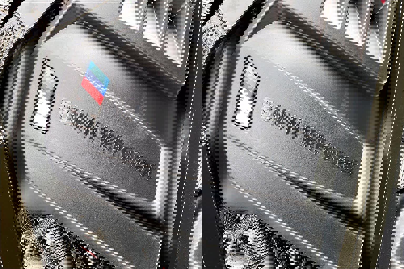 Used 2025 BMW M2 w/ Lighting Package image 33