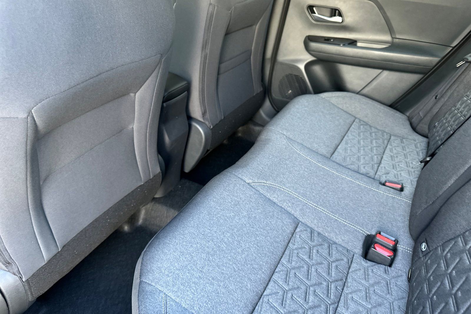 New 2025 Nissan Kicks SV AWD/4WD image 9
