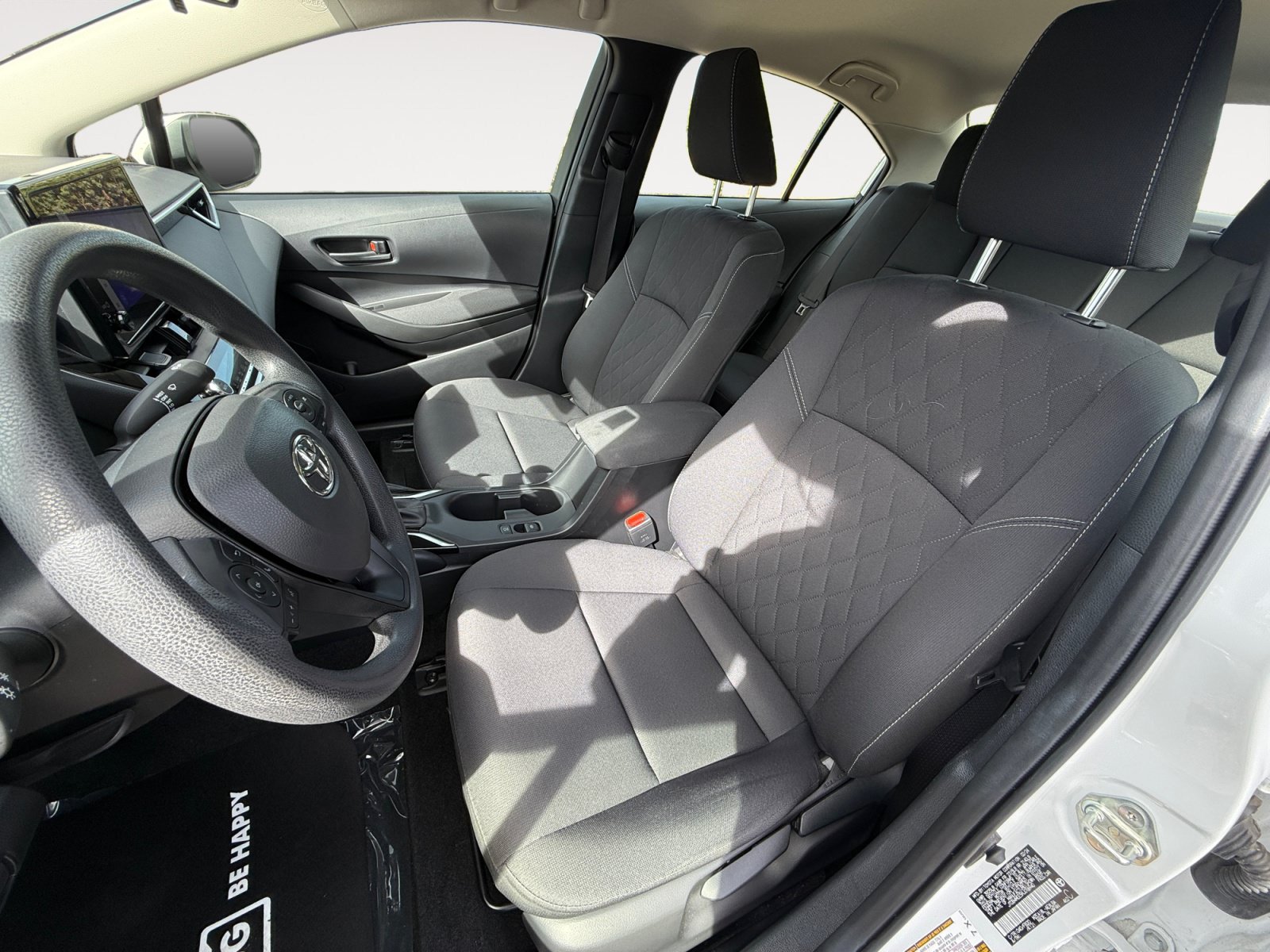 Used 2024 Toyota Corolla LE w/ LE Convenience Package FWD image 10