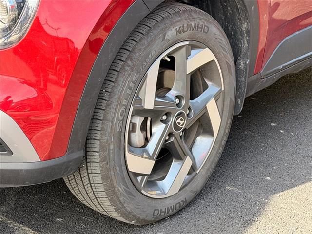 Used 2024 Hyundai Venue SEL FWD image 20