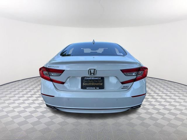 Used 2019 Honda Accord Touring image 6