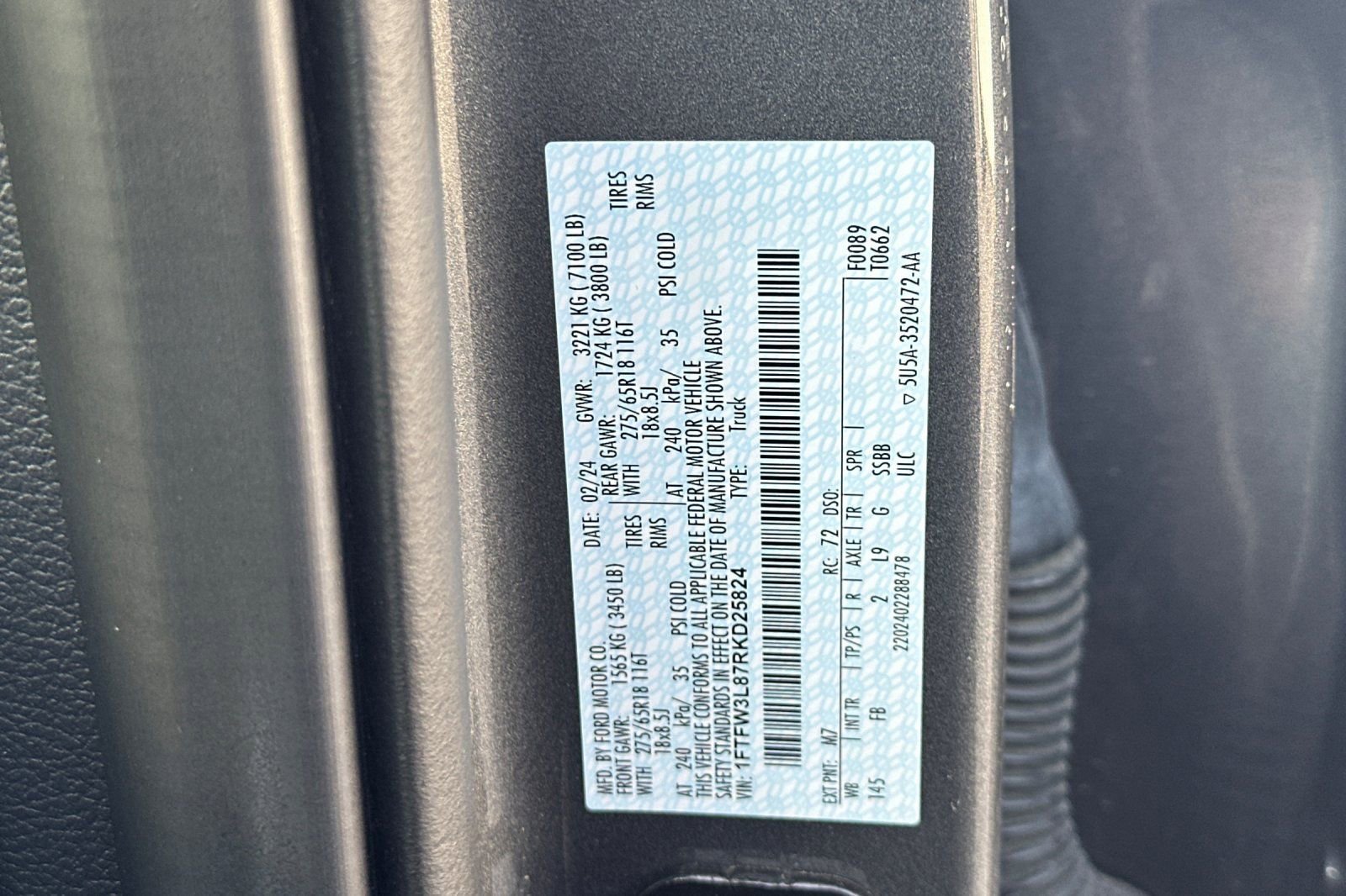 Used 2024 Ford F150 XLT w/ Equipment Group 302A MID image 32