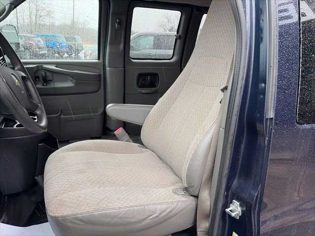 Used 2014 Chevrolet Express 3500 LS image 7