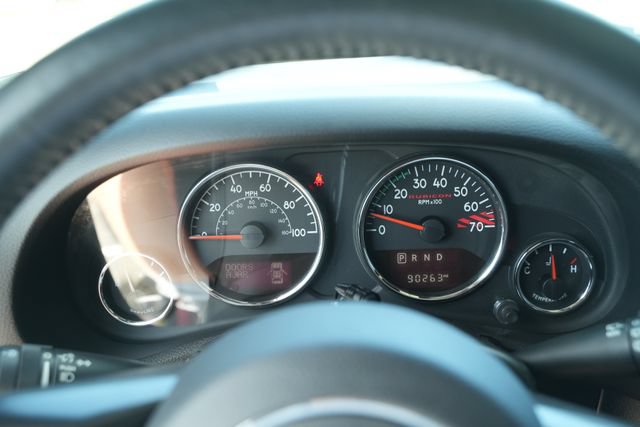 Used 2017 Jeep Wrangler Unlimited Rubicon AWD/4WD image 30