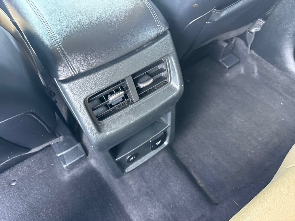 Used 2024 Ford Edge SEL w/ Convenience Package AWD/4WD image 18