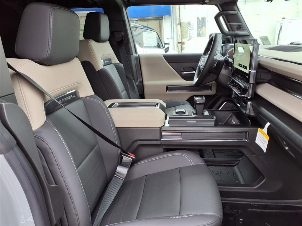 Used 2026 GMC Hummer EV SUV image 5